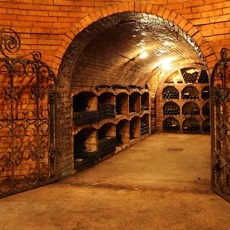 Quarto em Acomodações Particulares Weingut - Gaestezimmer Zum Schwalbennest *