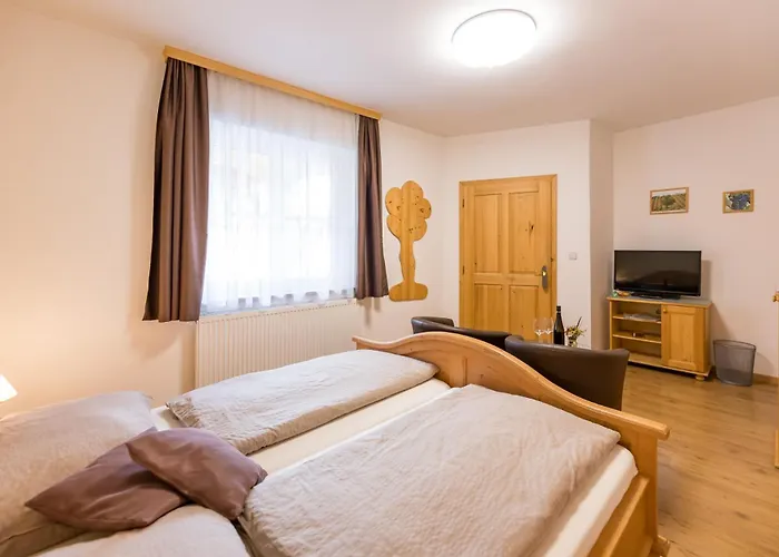 Weingut - Gaestezimmer Zum Schwalbennest